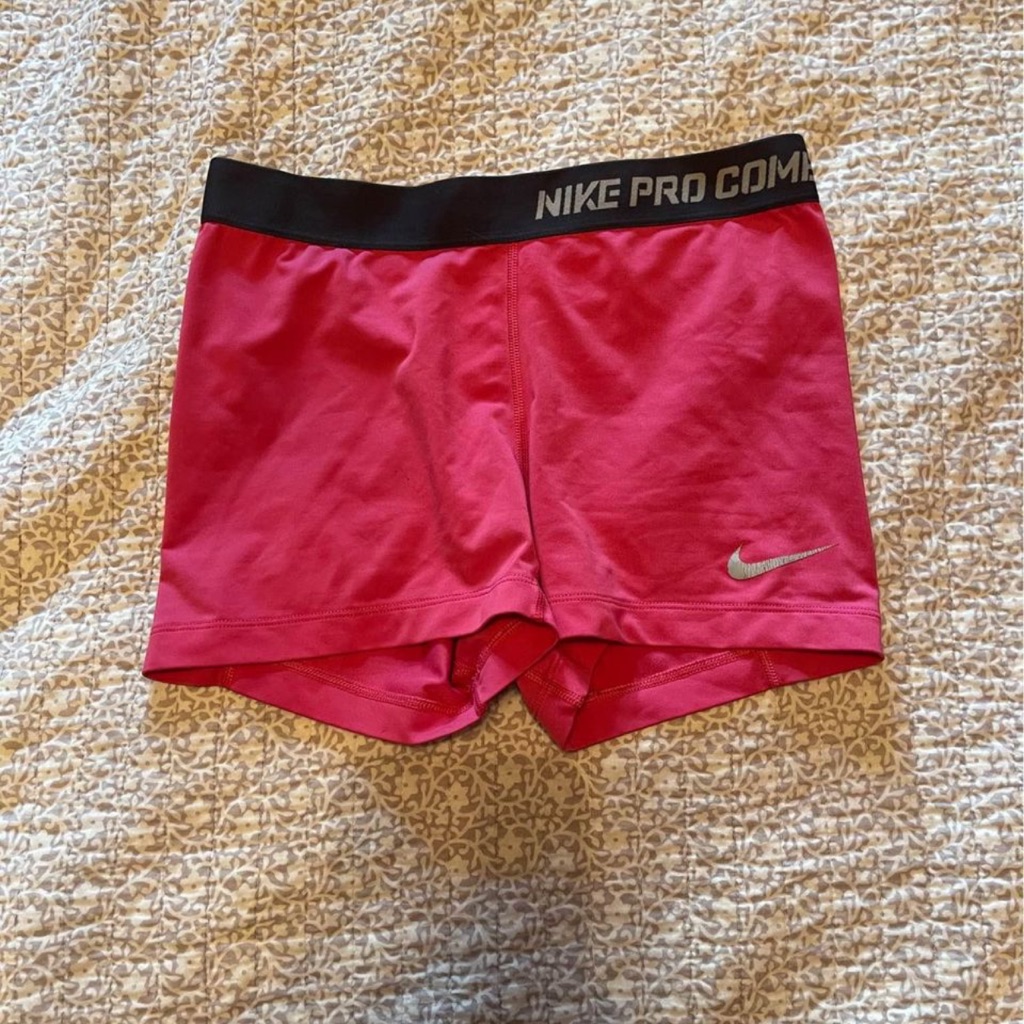 Womens Nike Pros